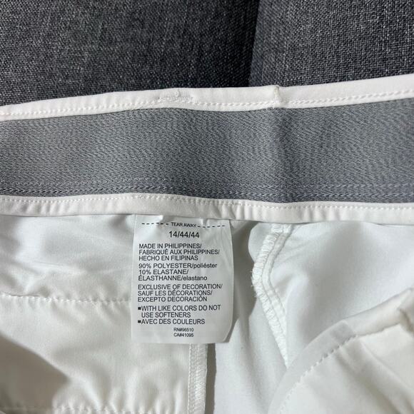 NWT‎ Under Armour Pant Women 14 White Fitted Activewear Golf - Picture 10 of 16